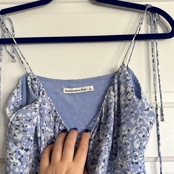 Abercrombie Light Blue Leopard Print Dress - Picture 5 of 5